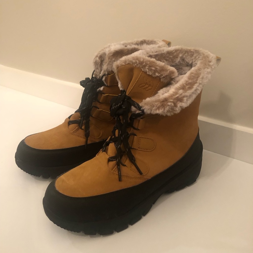 Women’s Target snow boots